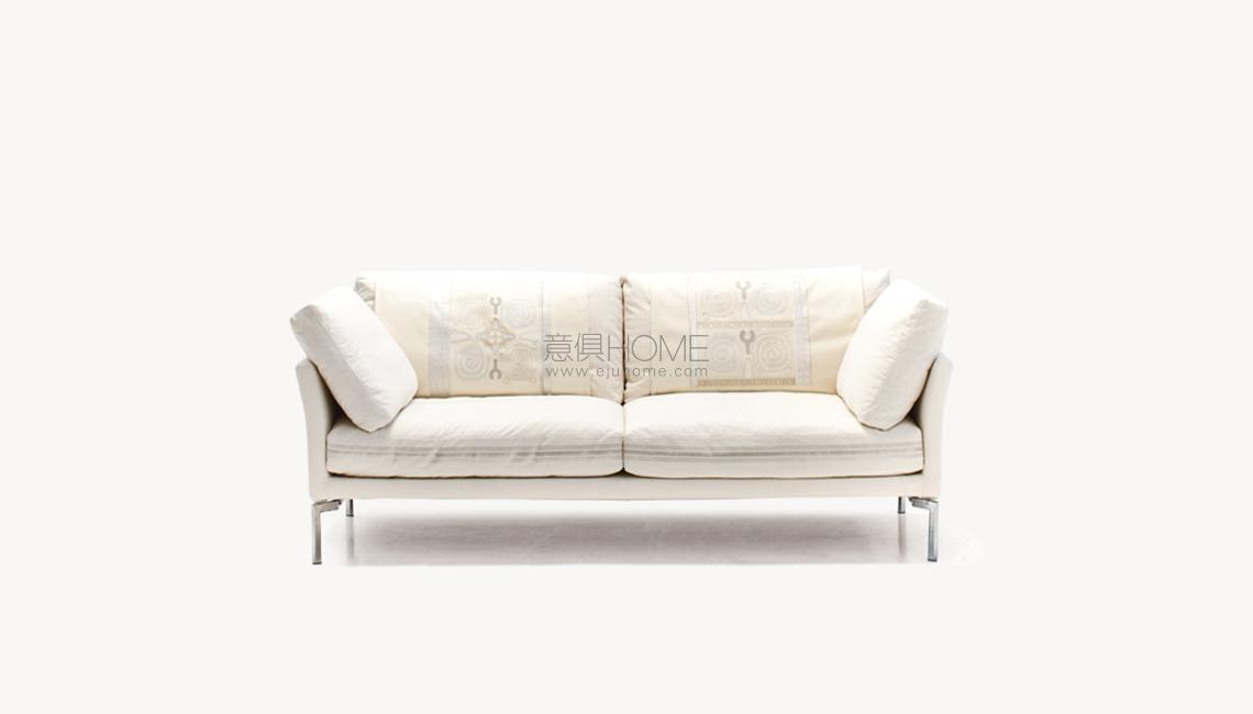 Miss Sarajevo 沙发