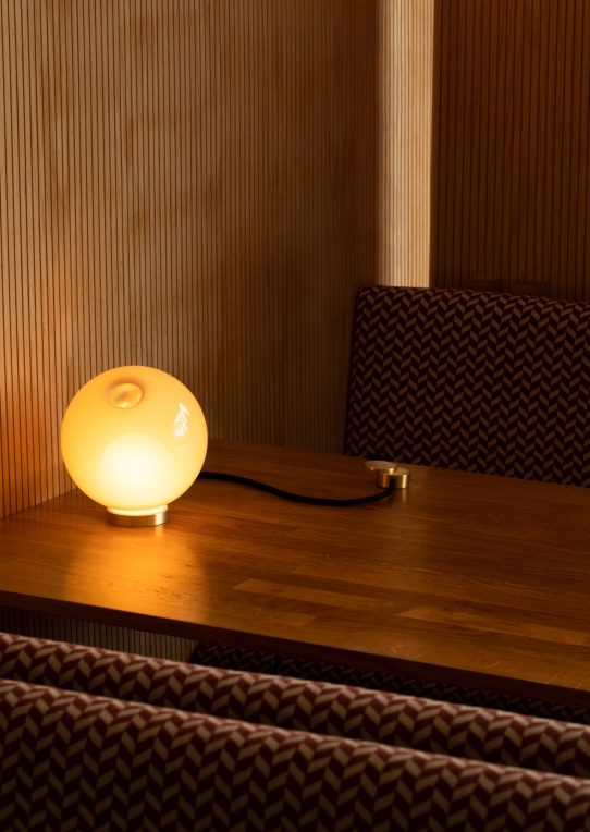 TABLE -28 TABLE LIGHT 台灯