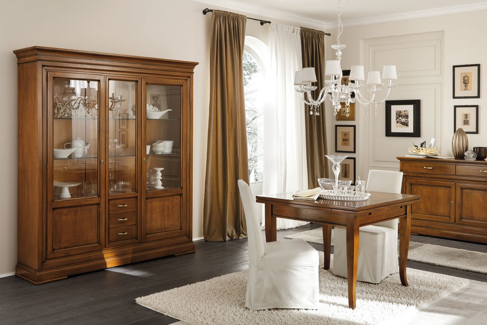 classic Square 长餐桌