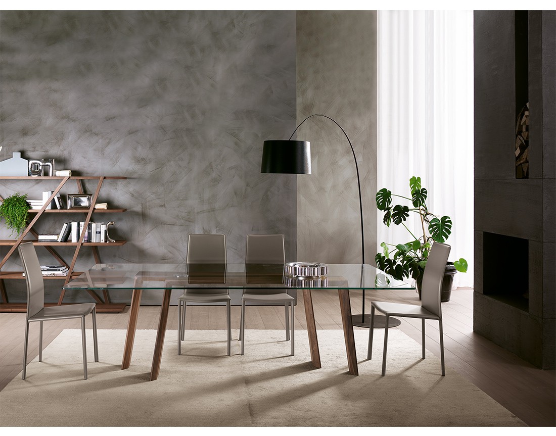 Pacini CappelliniTen For Ten 餐桌